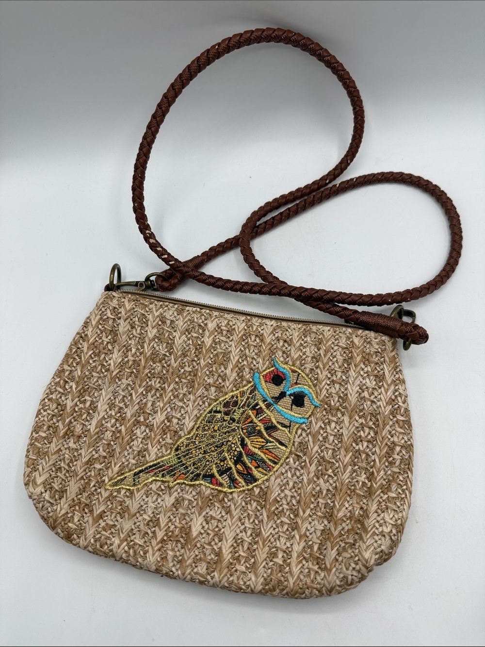Sakroots Zipped Pocket Crossbody Bag Owl Design Straw Woven Embroidered Boho